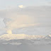 Elevan a naranja la alerta por actividad de volcán colombiano Nevado del Ruiz.