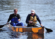 Wes provides some paddling instruction. Wes and Jamie demonstrate (dsc )