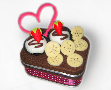 Banana Cupcake with Love
