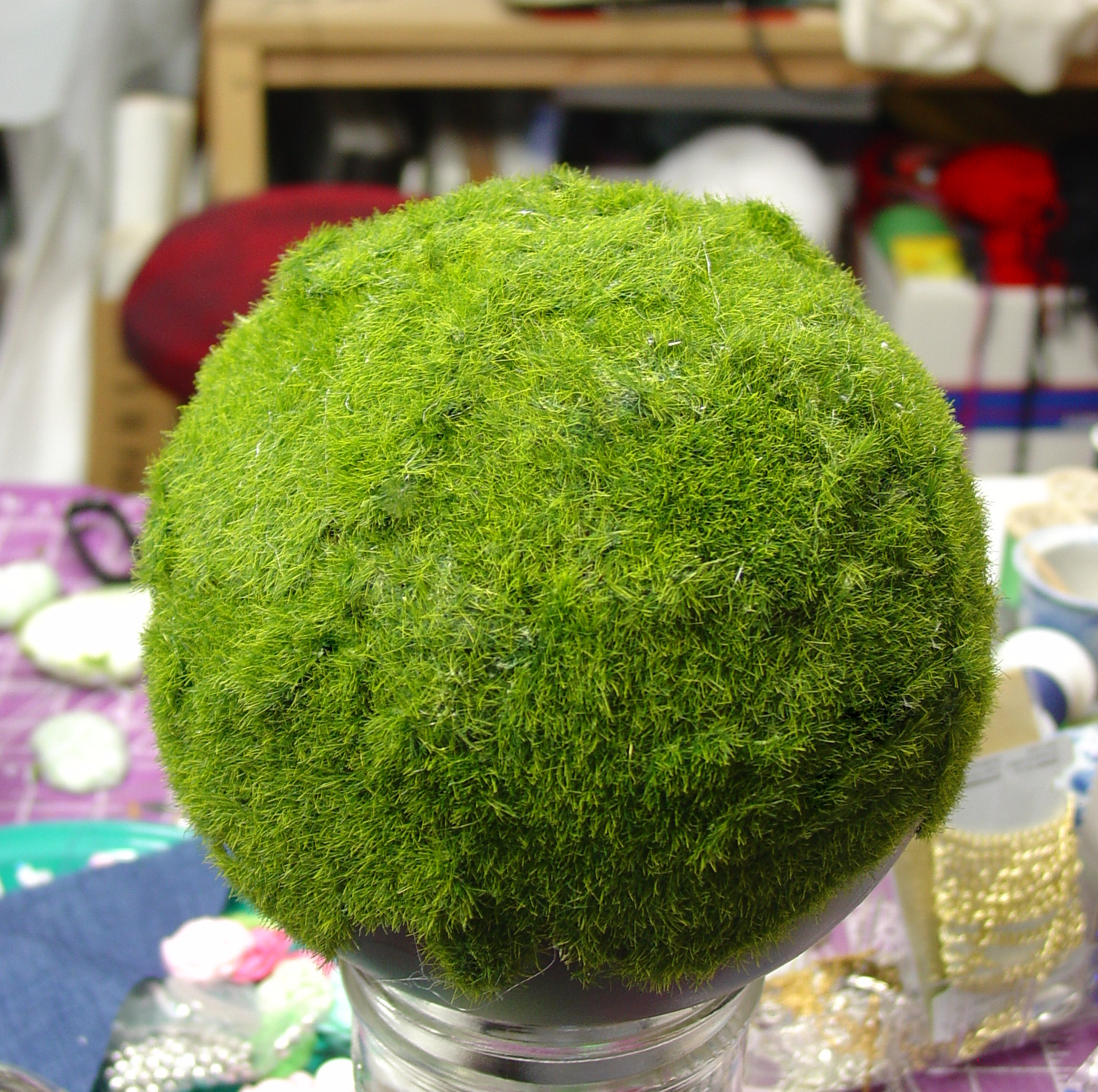 Faux Moss Balls Uk at Sandra Madrigal blog