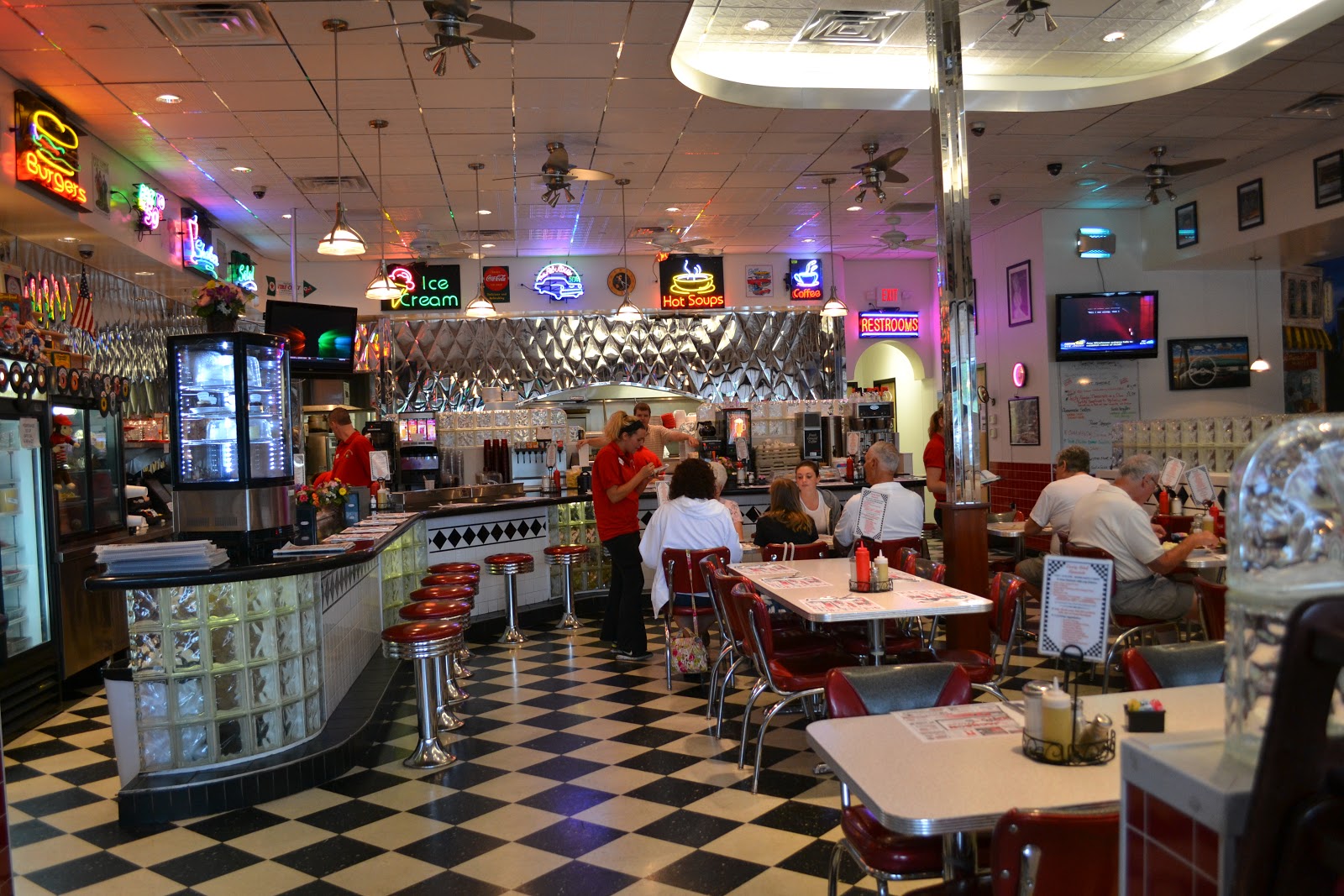 It's All About Purple The Jackson Diner