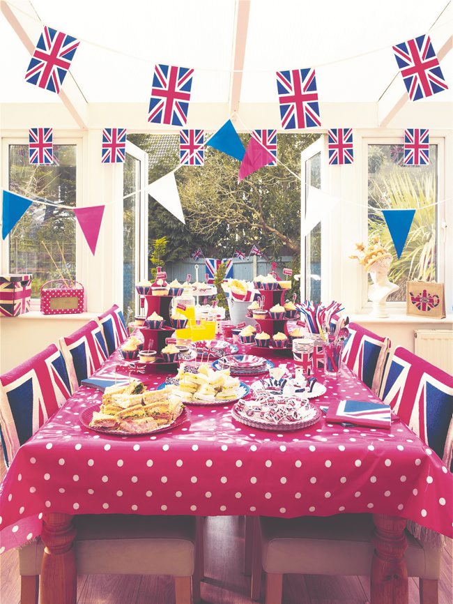 Sunshine & Chocolate Jubilee Table Settings