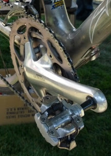 Road bike SPD pedal and right crank