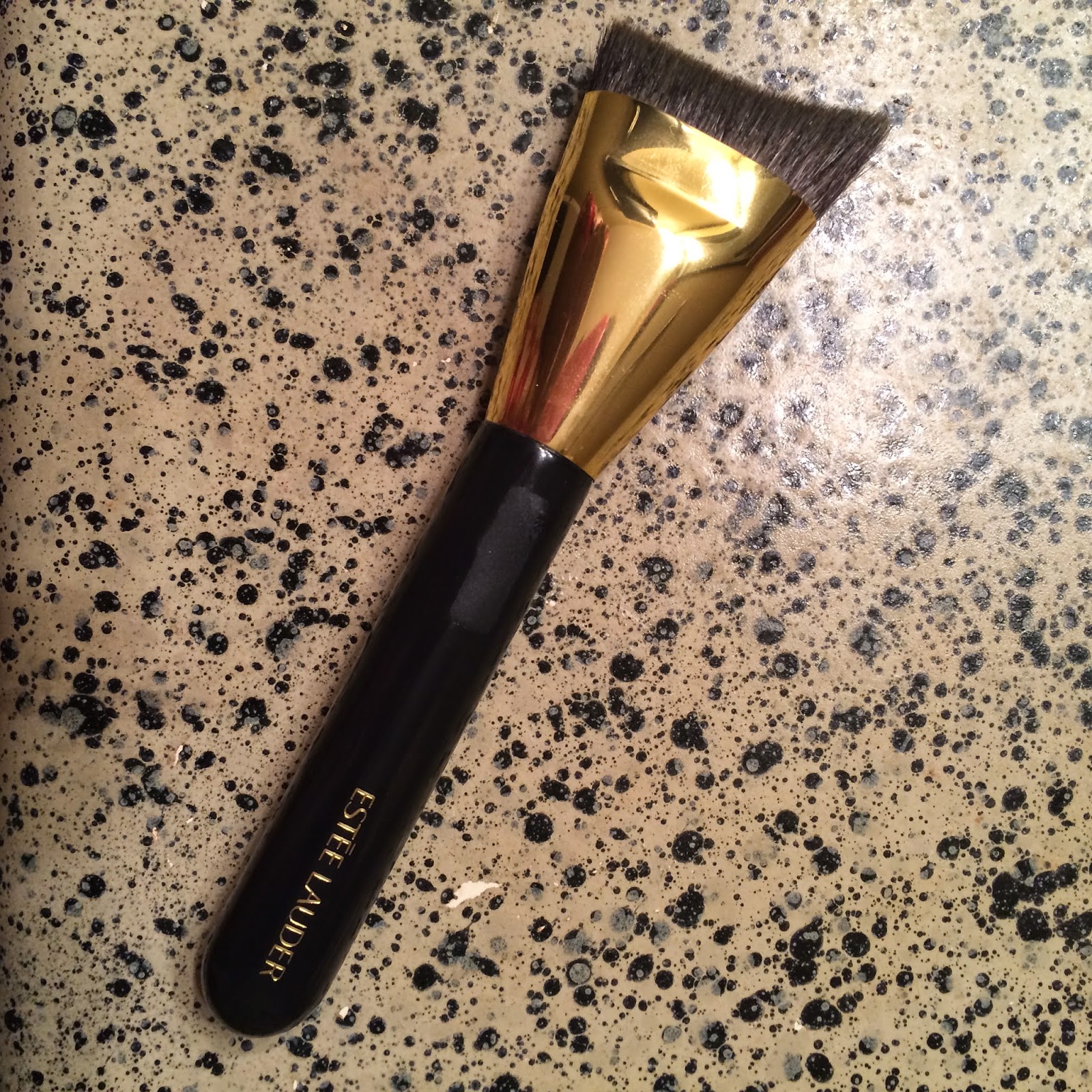 NEW! Estee Lauder Perfectionist YouthInfusing Makeup & Sculpting