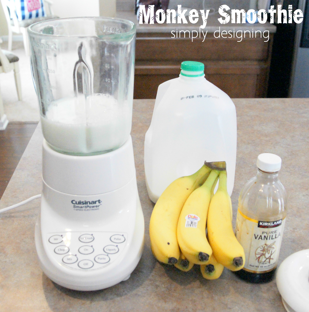 Monkey Smoothie Recipe | Jungle Party | have a healthy Jungle-themed party | Jungle party themed food ideas | FREE jungle-themed printables | #party #junglefresh #shop #printables #recipe #drinks