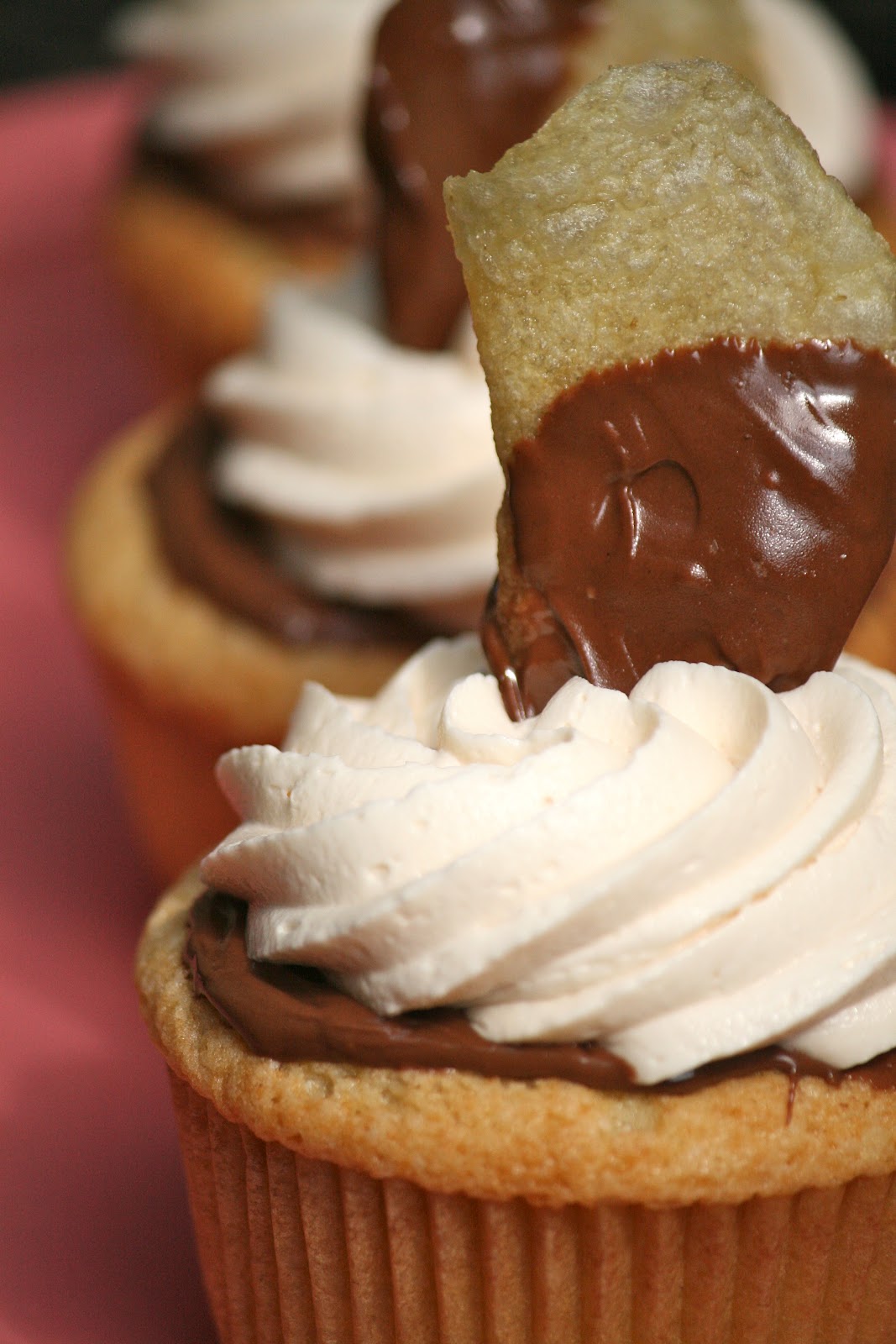 CupcakesOMG! Caramel Chocolate Covered Potato Chip Cupcakes