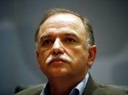 Παπαδημούλης: Ο Σαμαράς επιδιώκει μια διαχειρίσιμη ήττα Παπαδημούλης: Ο Σαμαράς επιδιώκει μια διαχειρίσιμη ήττα.