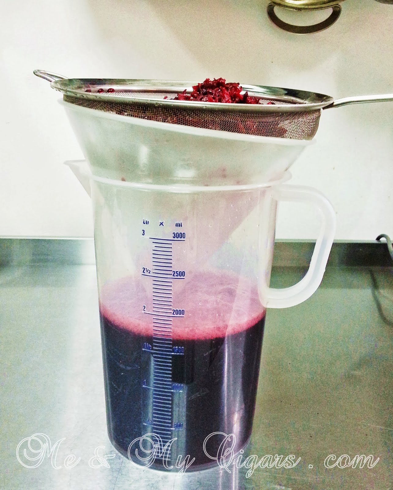 Who can and can not drink karkade Who can and can not drink karkade