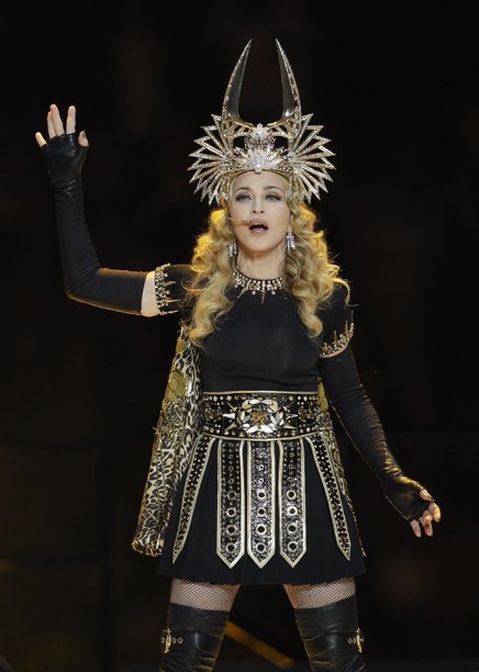 http://4.bp.blogspot.com/-kY7kwpTvFo0/TzQP6qADnGI/AAAAAAAAFD4/GTMTRNYdT40/s1600/madonnahorns.jpg