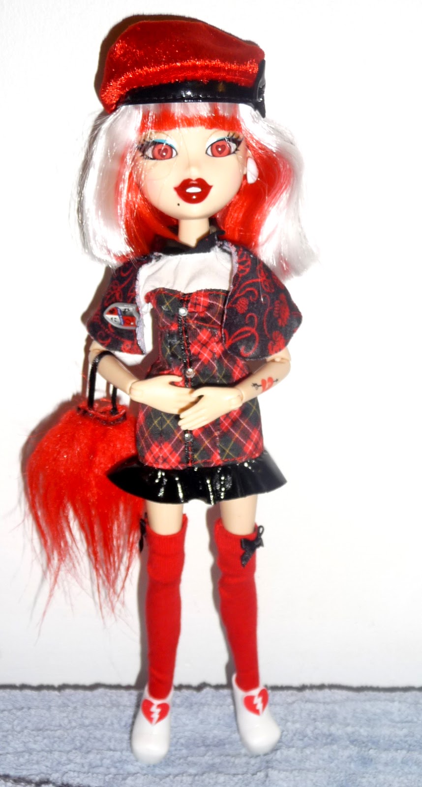 Bratzillaz Back to Magic Jade J'Adore Doll - Dolls & Accessories