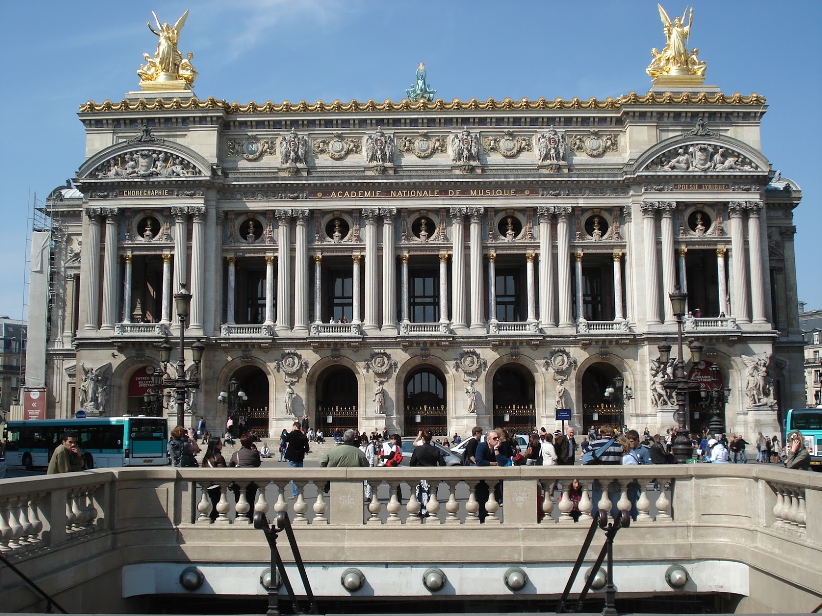 Fashionista at Forty: The Palais Garnier