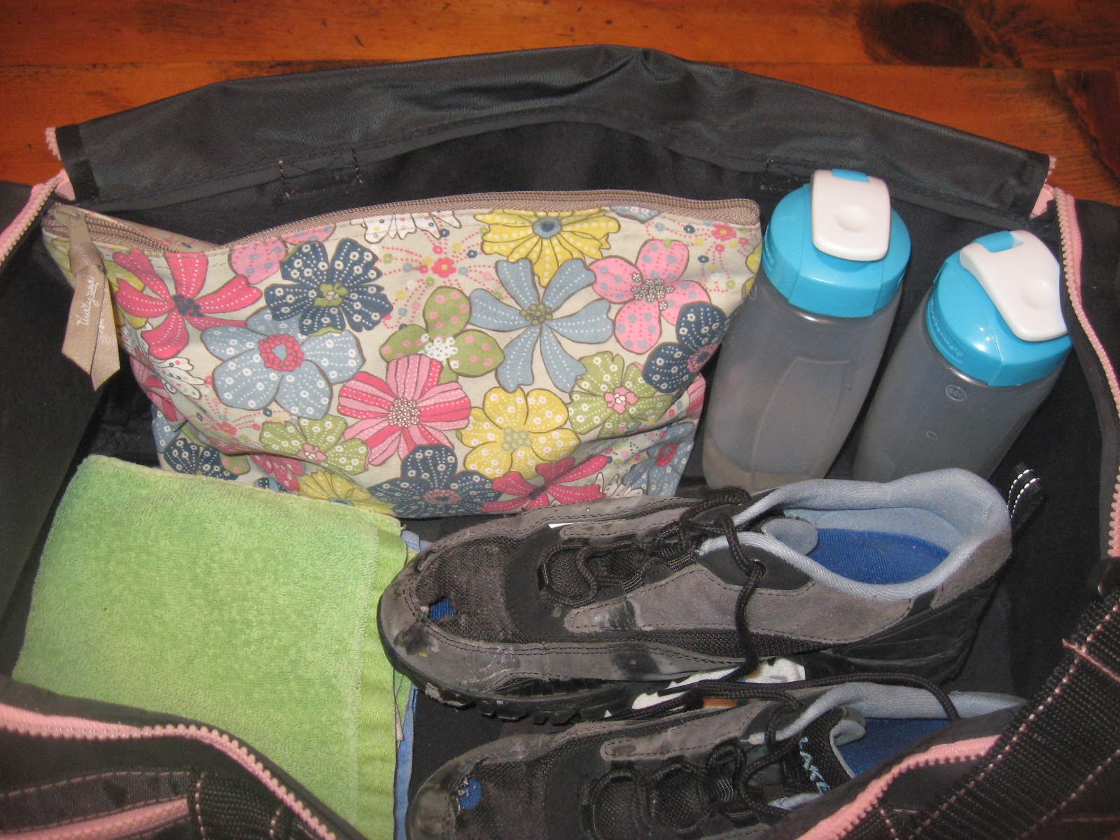 Simply Organized Homemaking Organizing Your Gym Bag