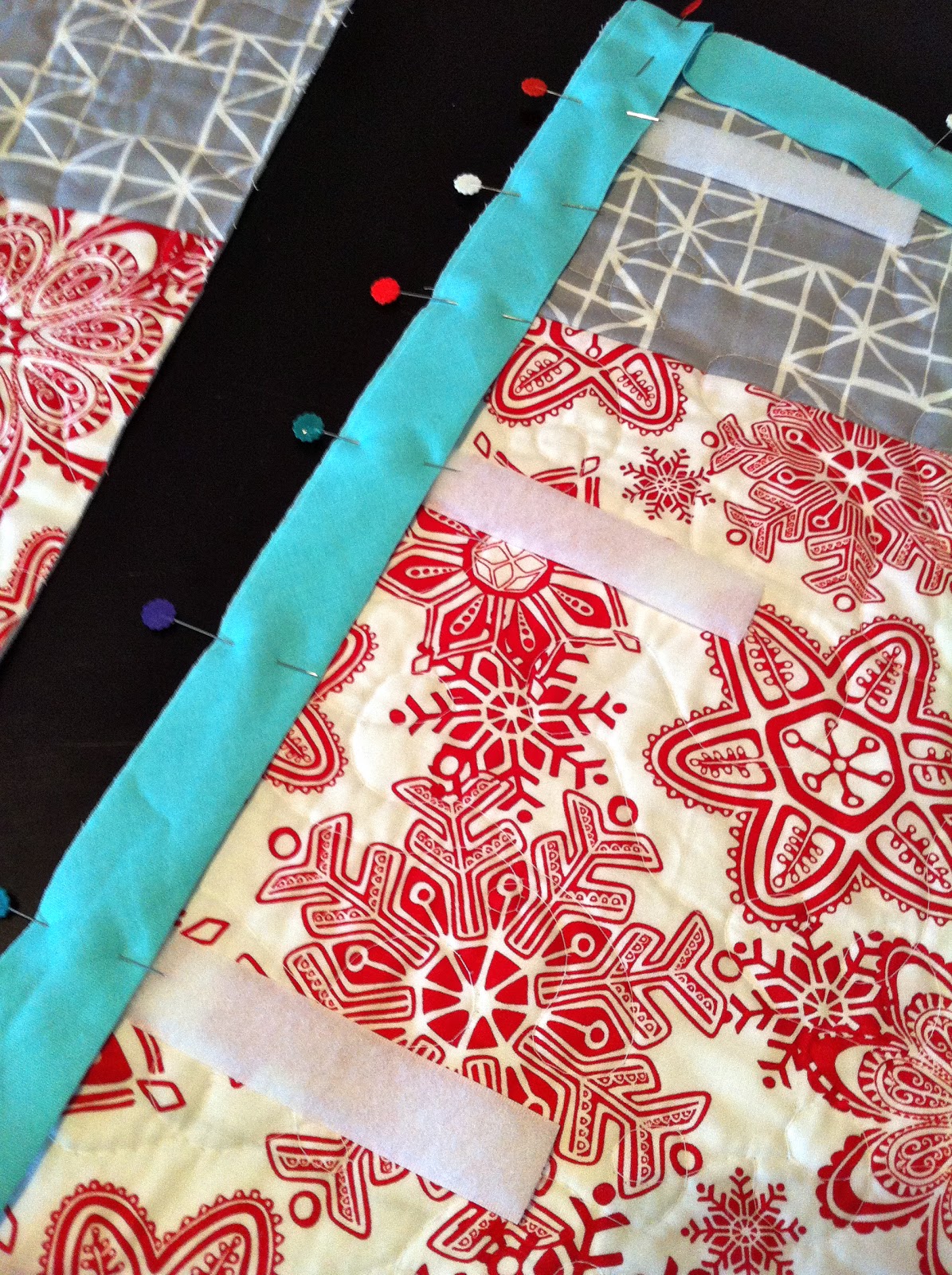 a little gray Buddy the Elf Tree Skirt Tutorial