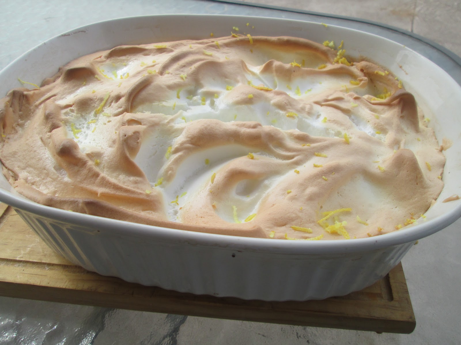 Canela kitchen (gloria) Lemon meringue bread pudding