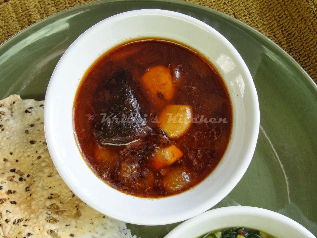 Krithi's Kitchen Manga Vathal Kulambu / Dry Mango Tamarind Curry