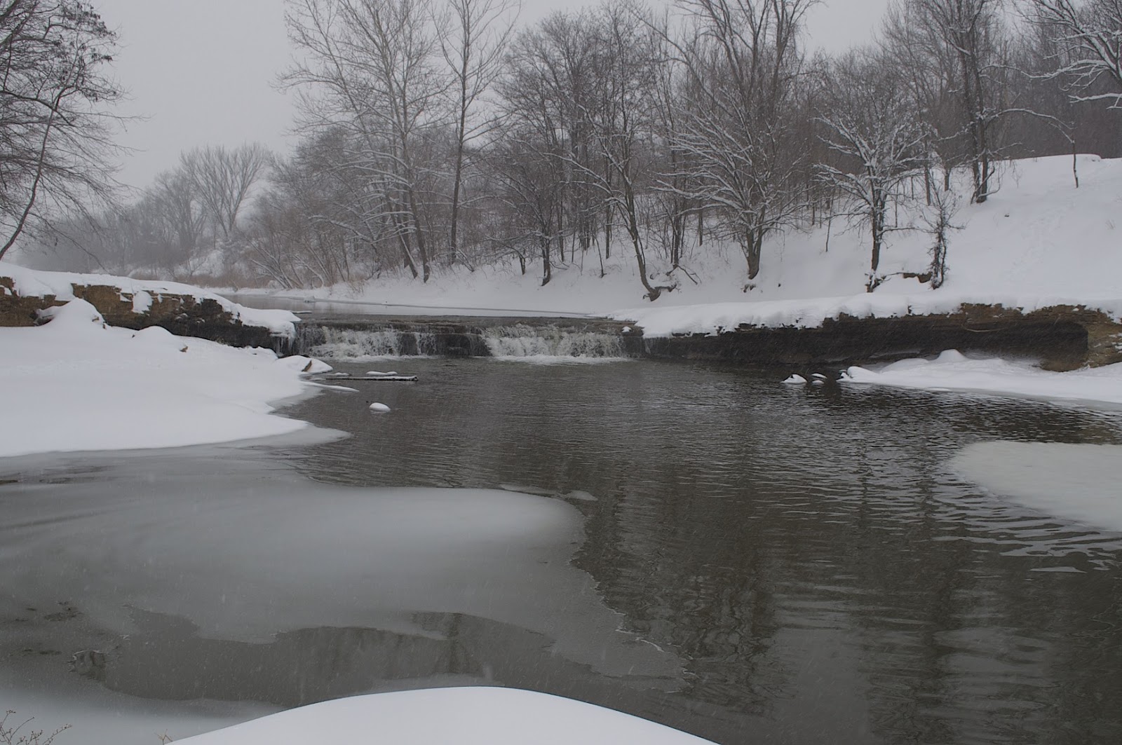 The Rogue Outdoors Hiking Kansas Clinton Lake Snowstorm