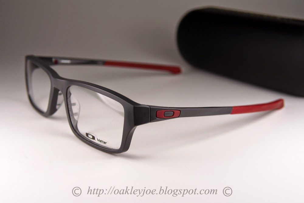 complete package includes vault and microfiber pouch