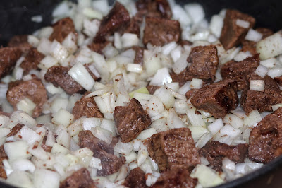 либжэ мясо тушеное по кабардински. 7. либжэ мясо тушеное по кабардински фото. либжэ мясо тушеное по кабардински-7. картинка либжэ мясо тушеное по кабардински. картинка 7. мясо берем баранину или говядину. режем на ровные кусочки