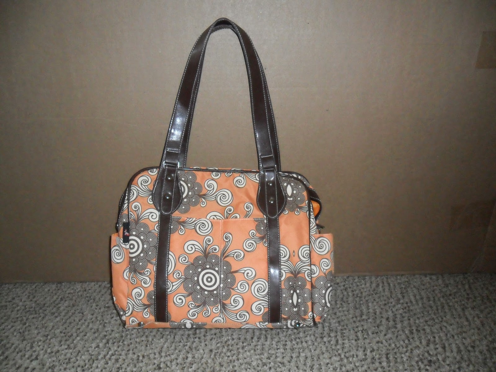 House of Botori the stylish mommy diaper bag. Review (Blu me away or Pink of me Event)