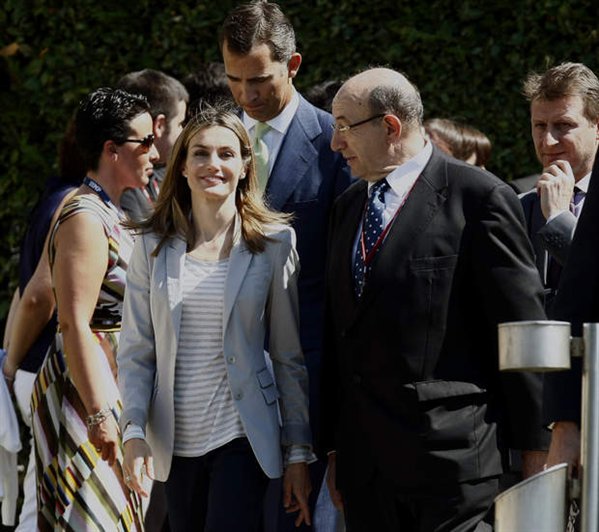 espana-encuentro-telecomunicaciones-los-principes-en-la-inauguracion-oficial-del-xxv-encuentro-de-las-telecomunicaciones-08%2524599x0.jpg