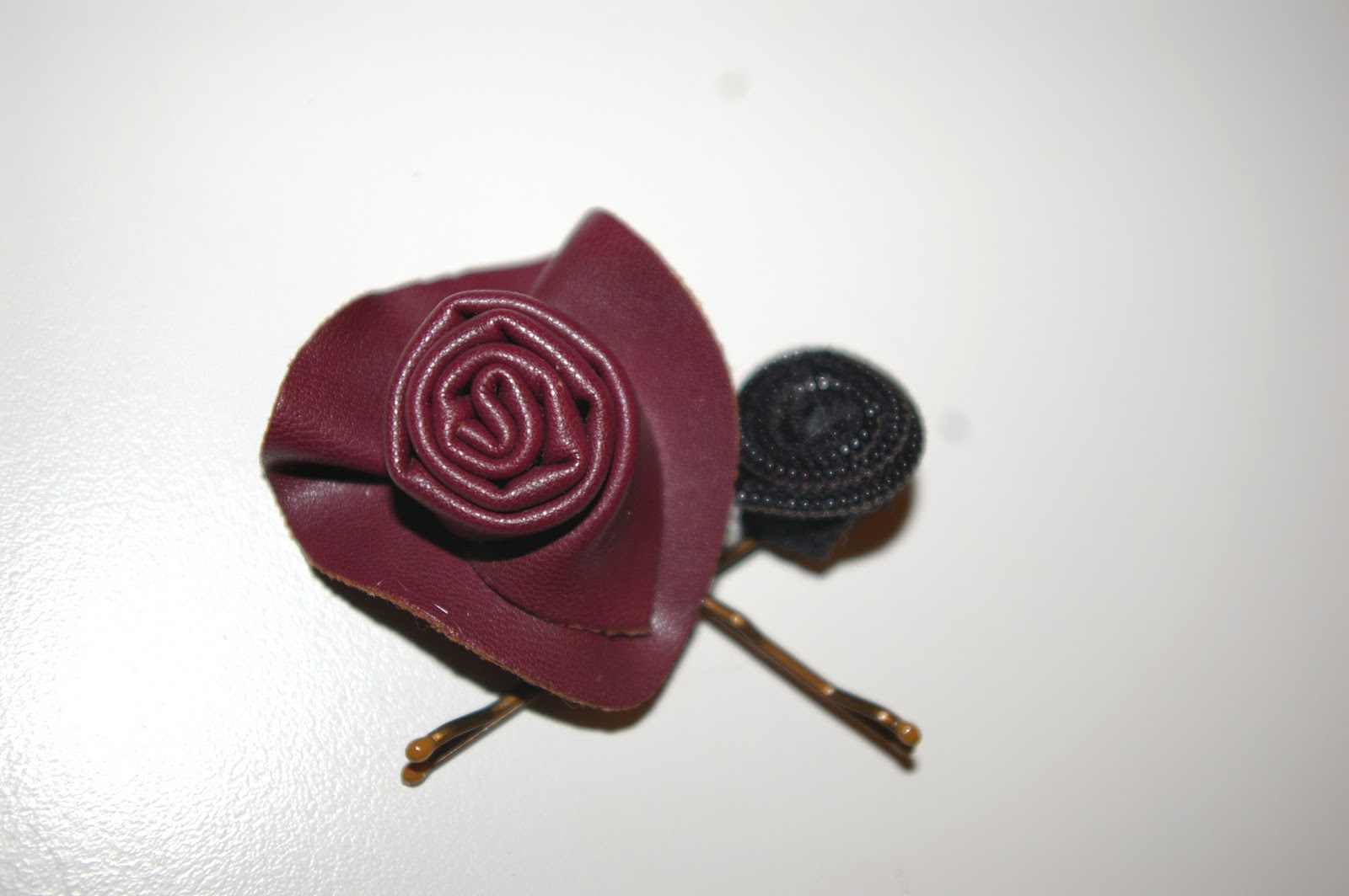 Eye Spy DIY! Flower Bobby Pins