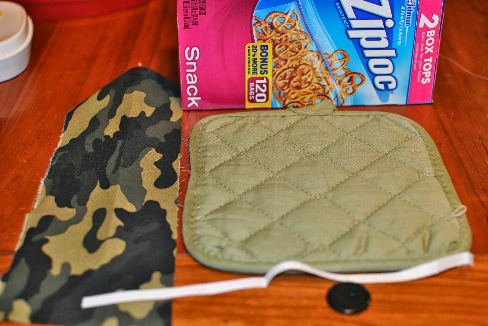 just the 9 of us Hot Pad First Aid Kit