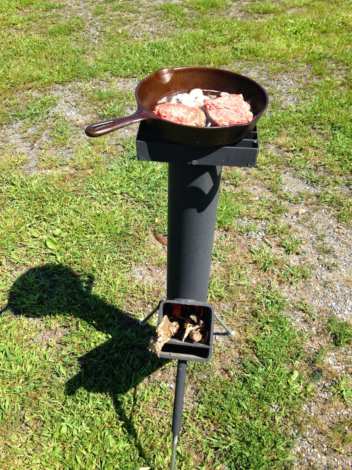 Ed's Metal Creations Homemade Rocket Stove