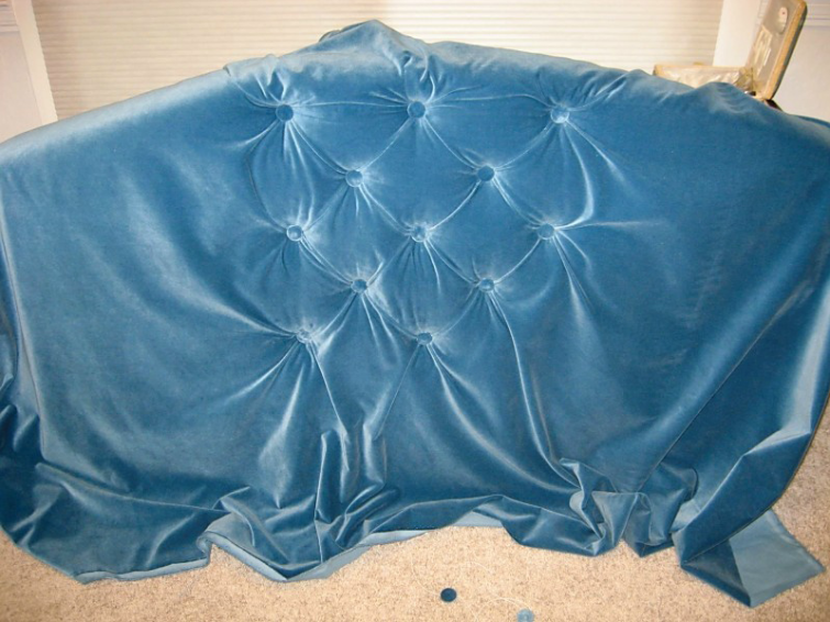 Tufted Headboard Tutorial!