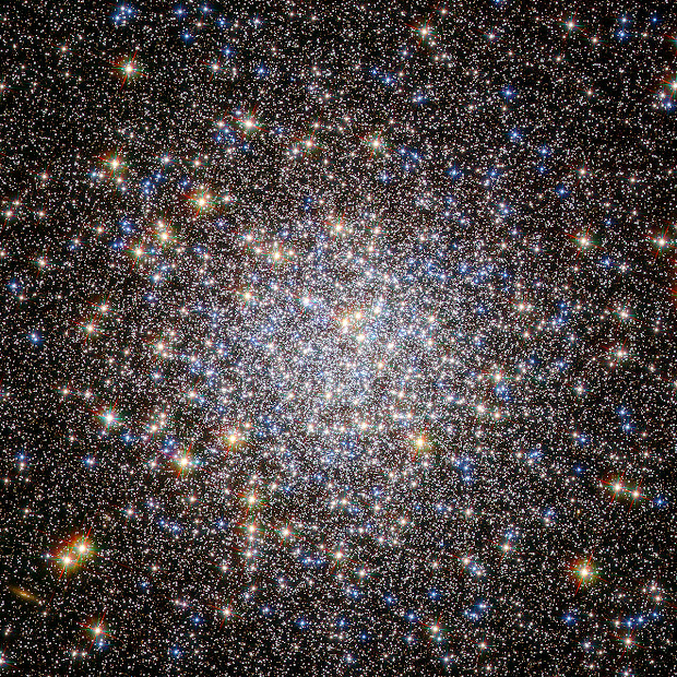 Ancient Globular Cluster M5 as seen by Hubble with the ACS