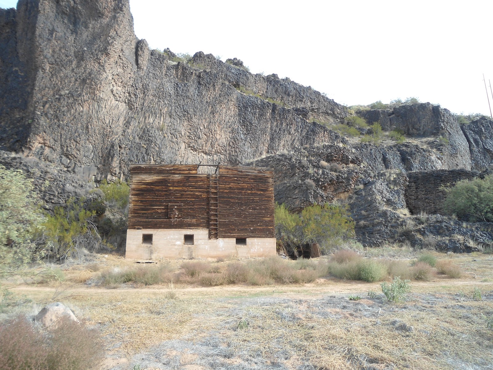 Myatt's Hikes Confluence Trail to La Verkin Creek Trail to Chub Trace