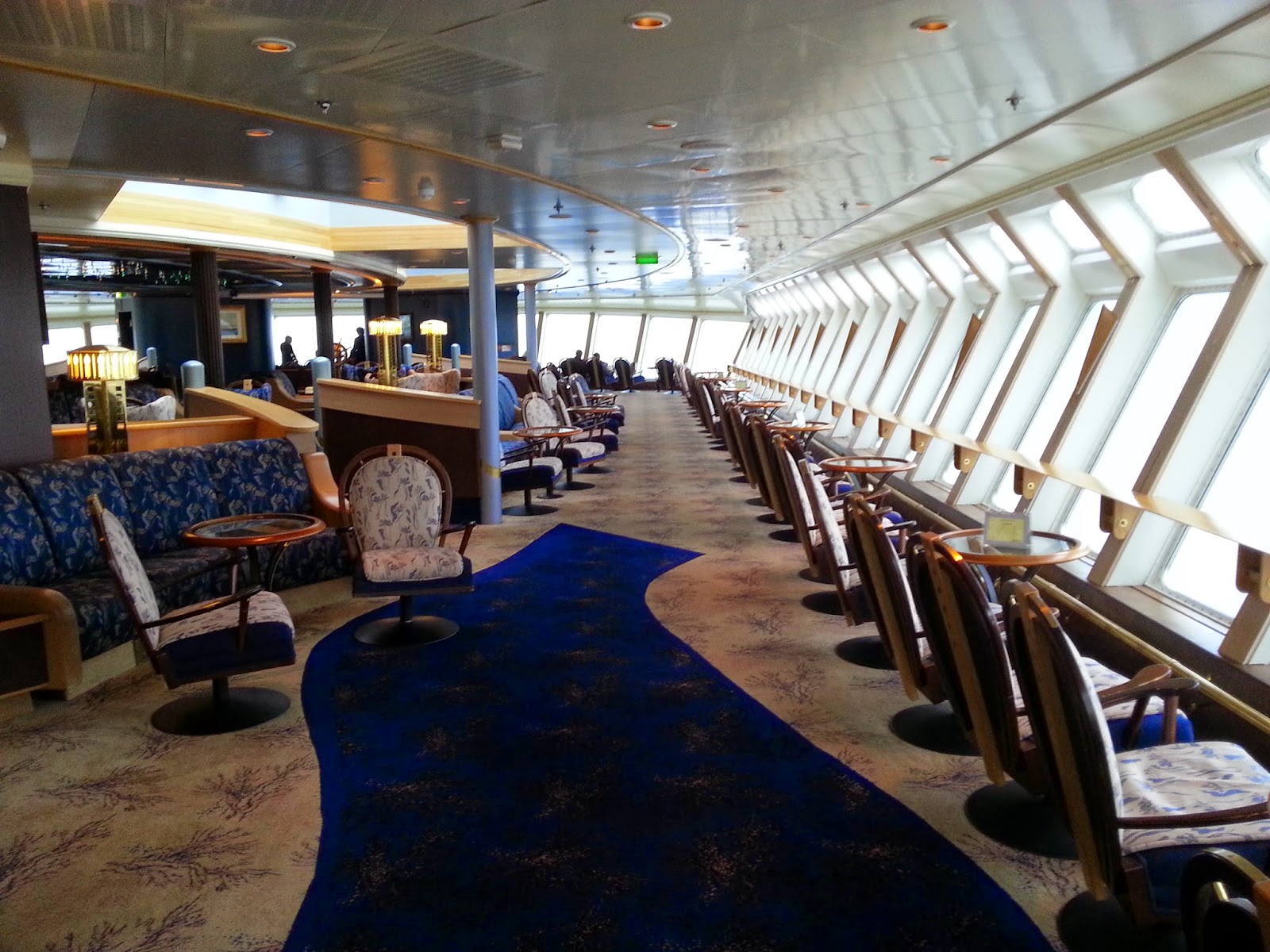 Hurtigruten MS Finnmarken - Brotoppen Panorama Observation Lounge Hurtigruten MS Finnmarken - Brotoppen Panorama Observation Lounge