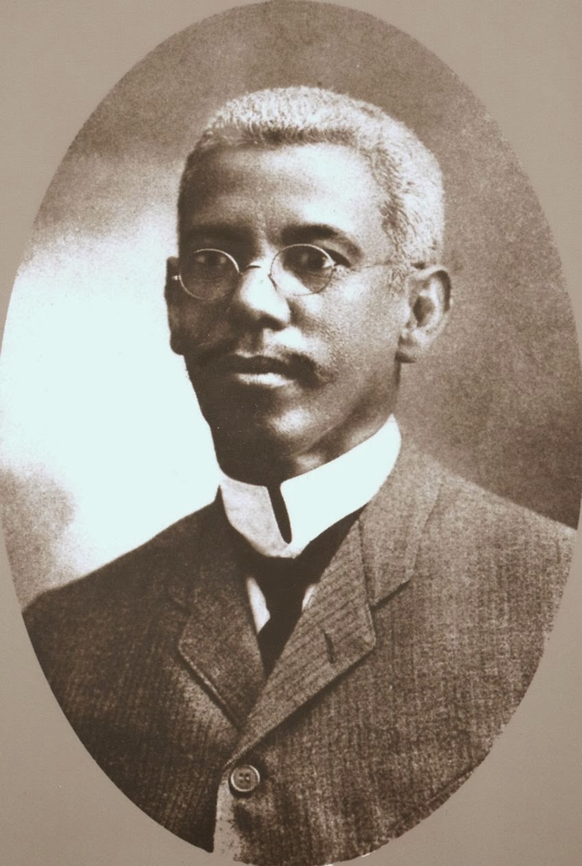 Antulio Santarrosa Acevedo