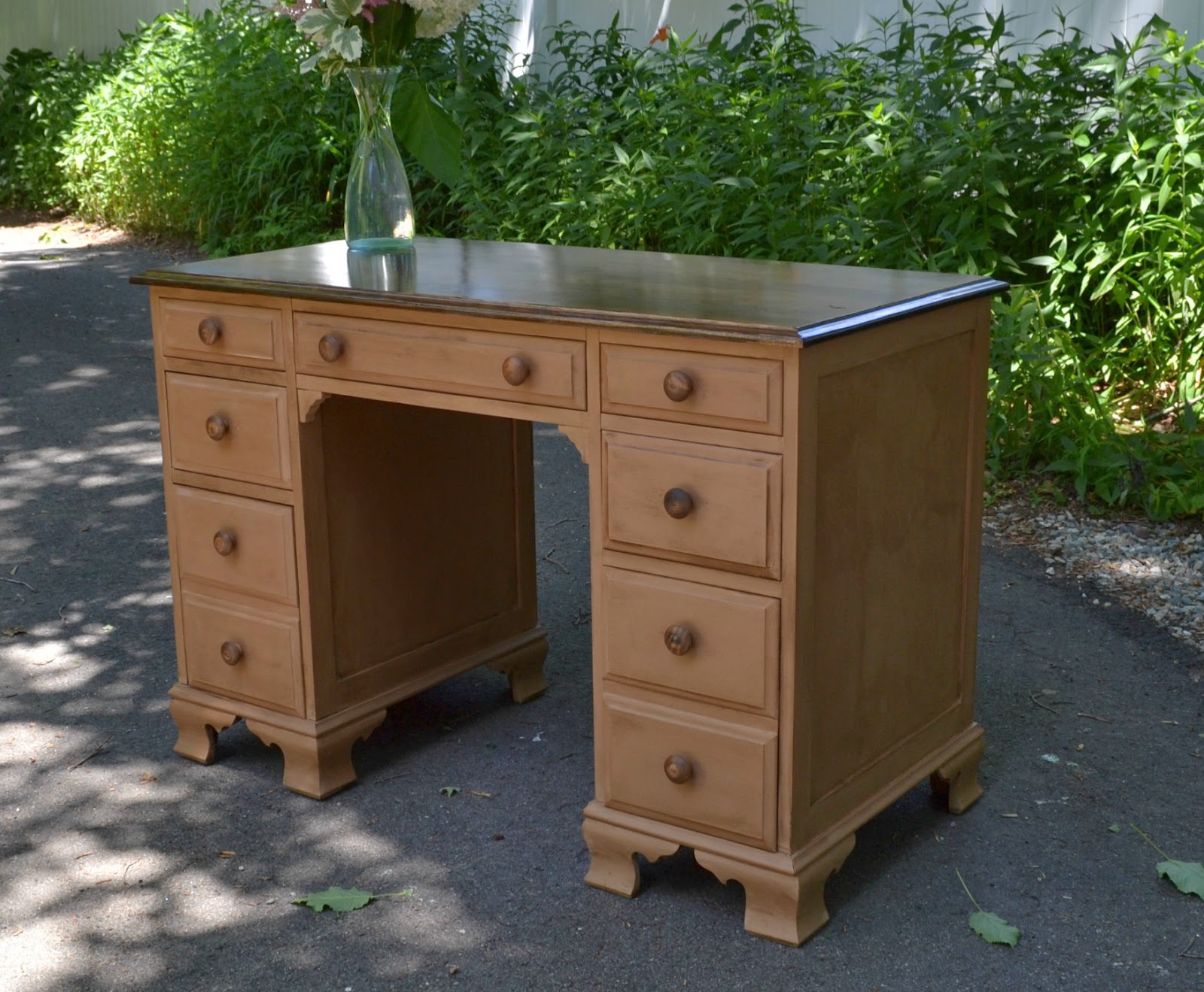 Heir and Space A Solid Maple Desk