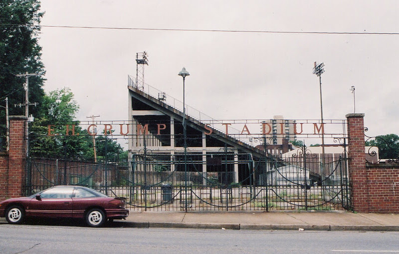 Crème de Memph Lost Memphis 7 Crump Stadium
