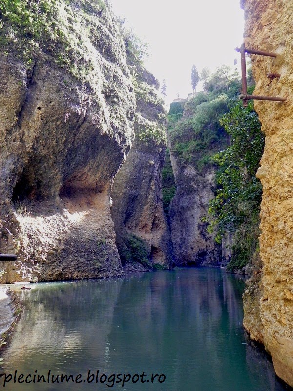 In canionul din Ronda In canionul din Ronda