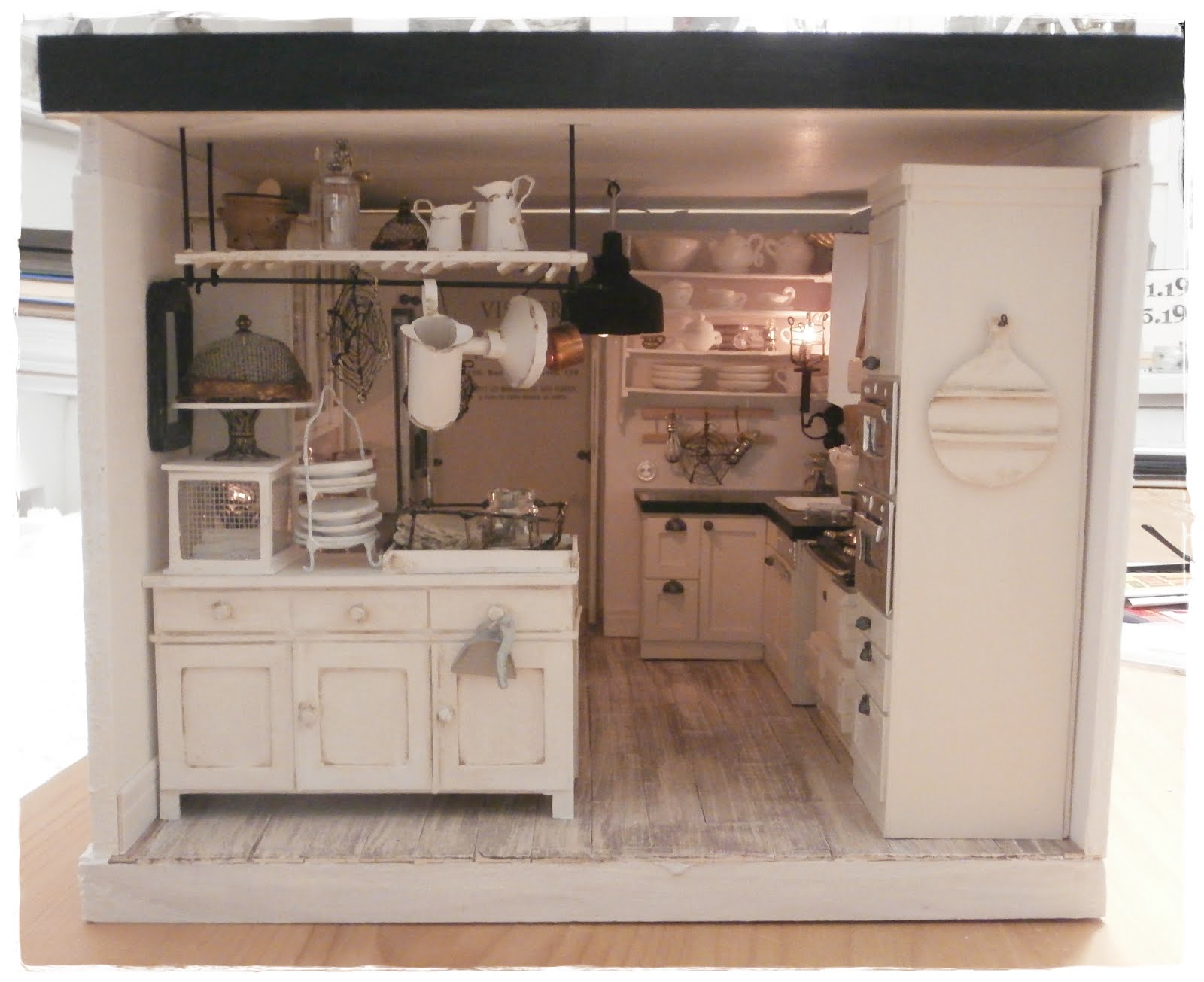 Shabby dollhouse: märz 2016