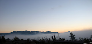 Pre dawn glow over the valley Pre dawn glow over the valley