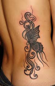 Tattoo Feminina borboletas nas costas