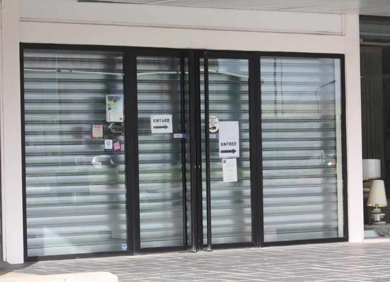 vente-cameras-surveillance-marrakech: Vente et installation rideau ... vente-cameras-surveillance-marrakech: Vente et installation rideau ...