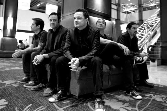 Friends Of Emmet: rock band from Dublin, Ir based in Los Angeles, CA played in E107 of the ArenaCast