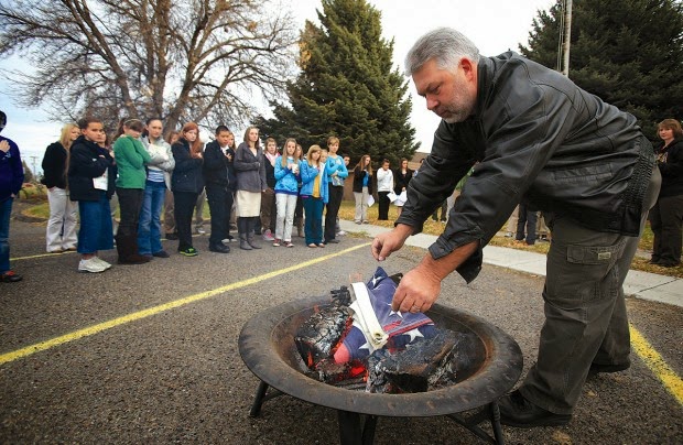 Retiring American Flags Retiring American Flags