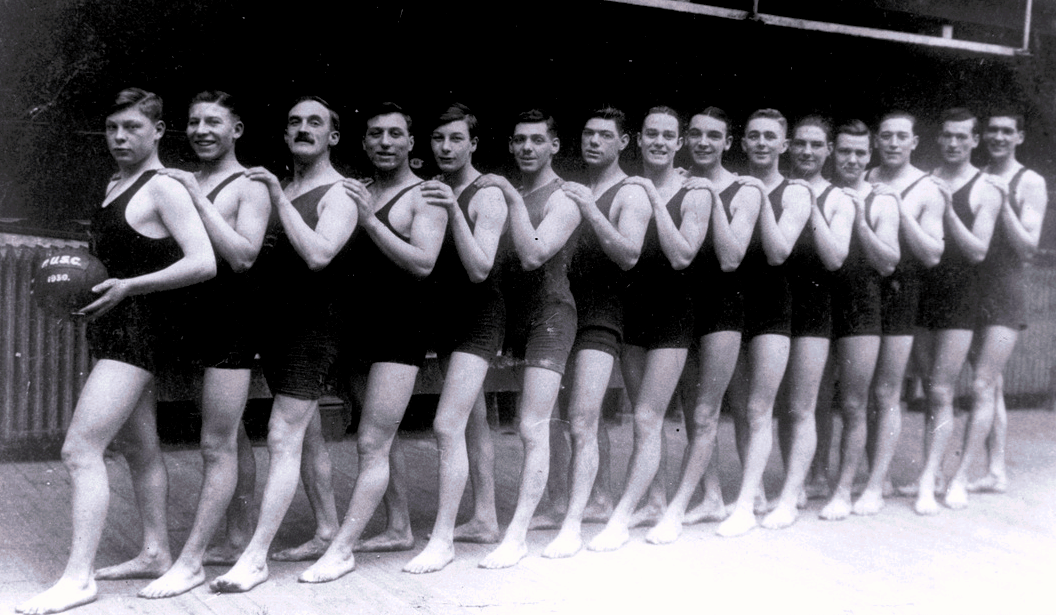 1930: The Plaistow United Swimming Club team. 