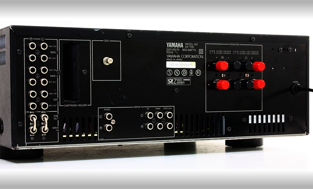 Yamaha AX730 Integrated Amplifier AudioBaza