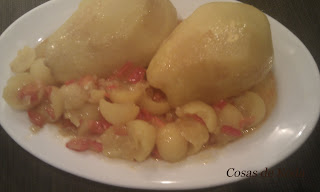 Patatas rellenas de chorizo