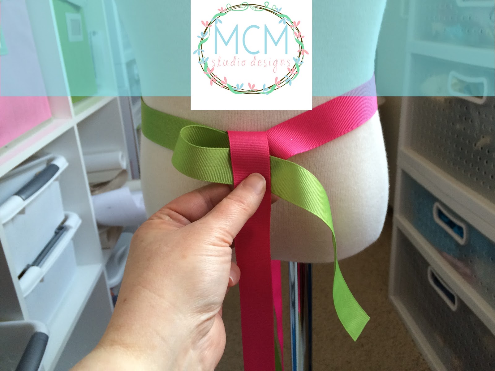 The Merry Church Mouse How To Tie the Perfect Sash Bow