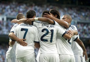 Cristiano lleva al Madrid a su primera victoria