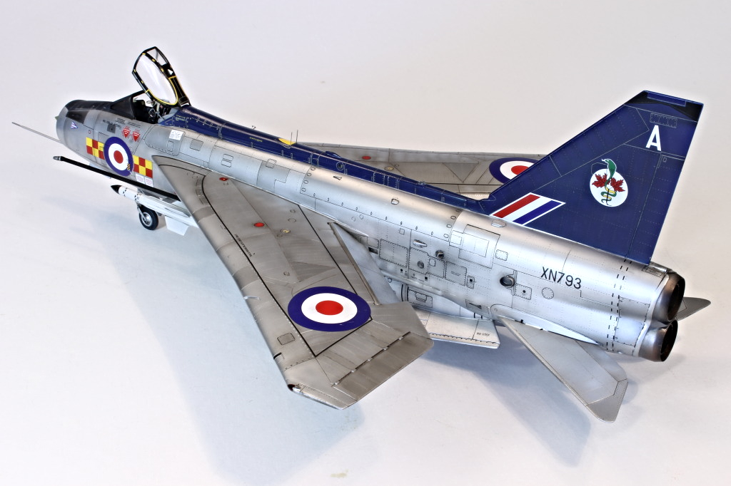Istvan Michalko's scale models English Electric Lightning F.2A