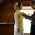 Foto Kebaya Akad Nikah Andien dan Irfan Model Klasik Motif Vintage