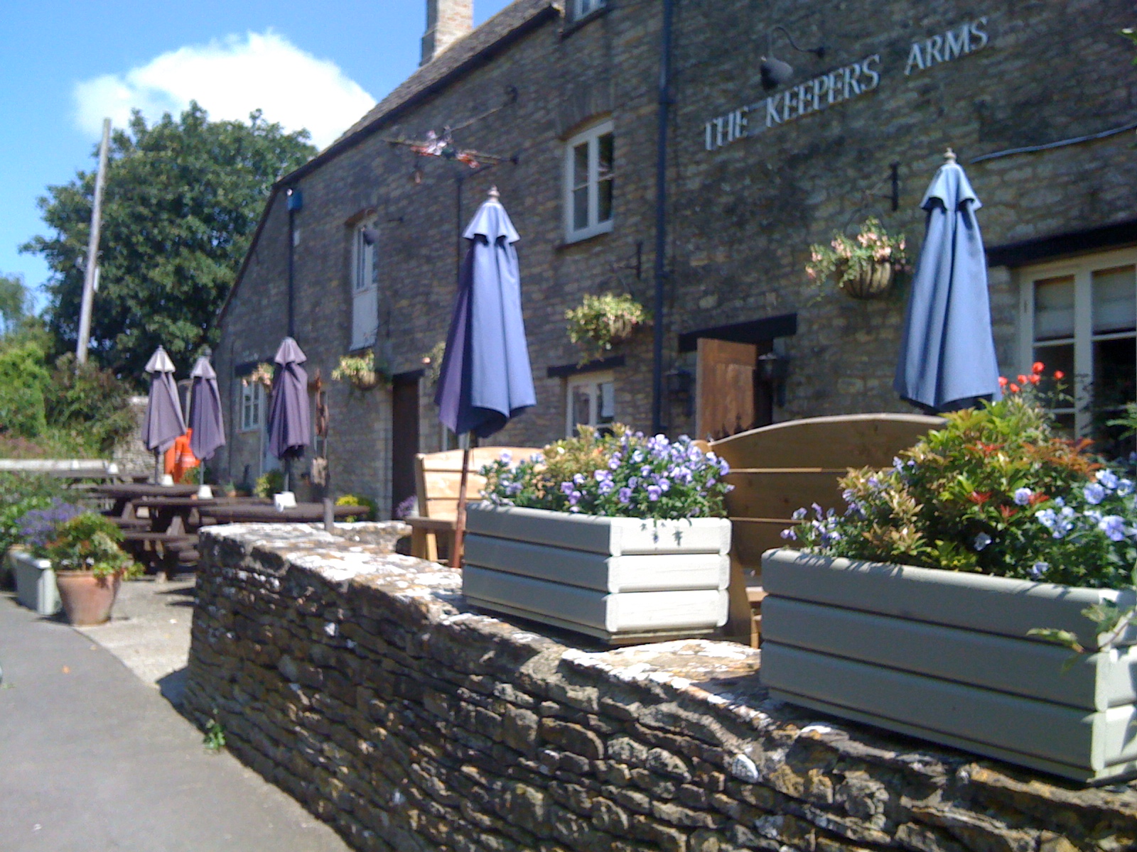 Cotswold Cup of Tea Walk 7 Quenington, The Keepers Arms