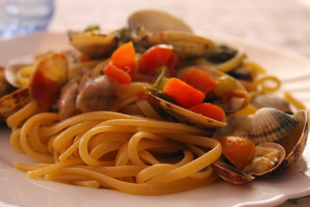 Linguine alle vongole e asparagi